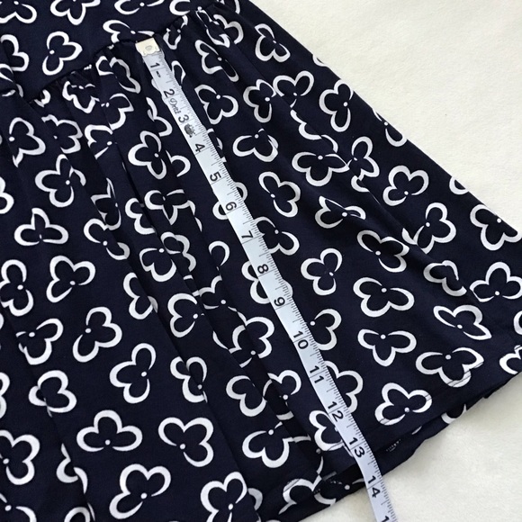 Boden Hettie Faux Wrap Jersey Dress – Heart Print, Flared Sleeve, Tiered Skirt - Picture 13 of 16